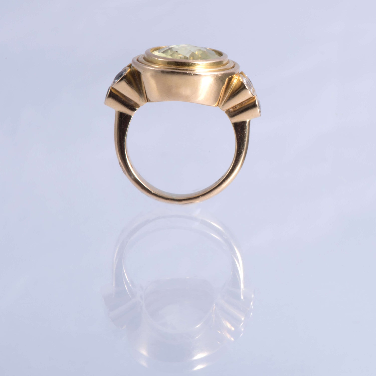 Oval Citrine And 18ct Gold Ring